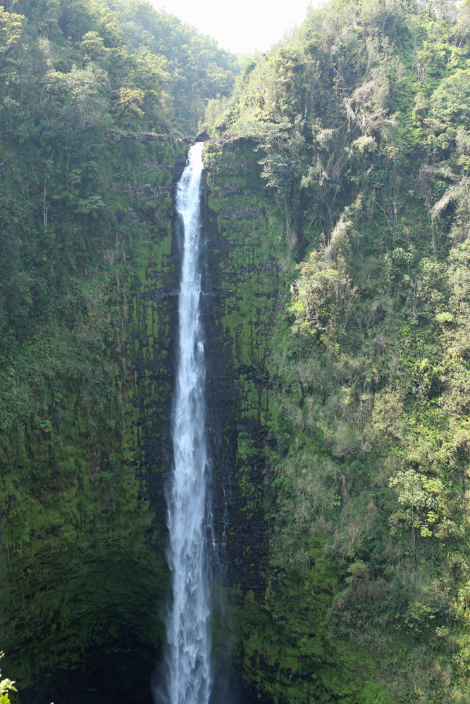 hawaii waterfall