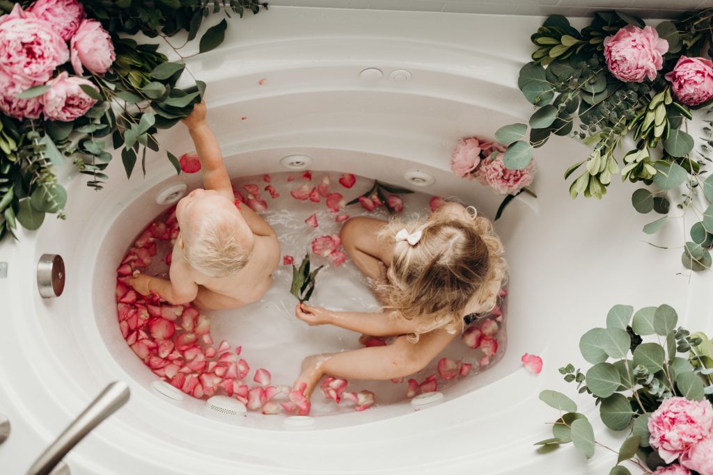 baby flower bath